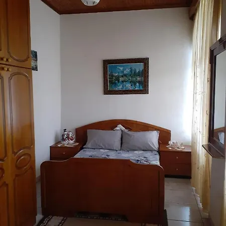 Alloggio in famiglia Haderi Gjirokastër